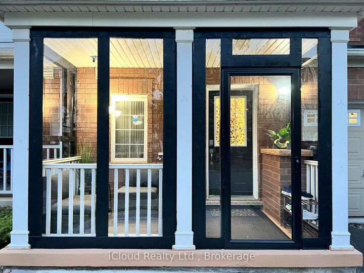 Property Photo:  936 Hasselfeldt Heights  ON L9T 0M5 