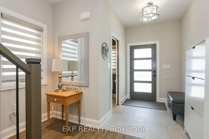 Property Photo:  77A Broadway Avenue  ON L2M 7Y3 