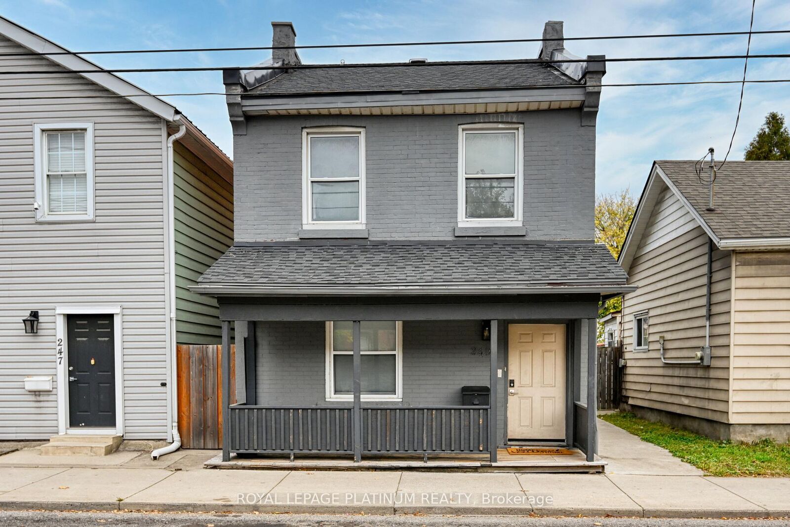 Property Photo:  249 Wellington Street N  ON L8L 5A7 