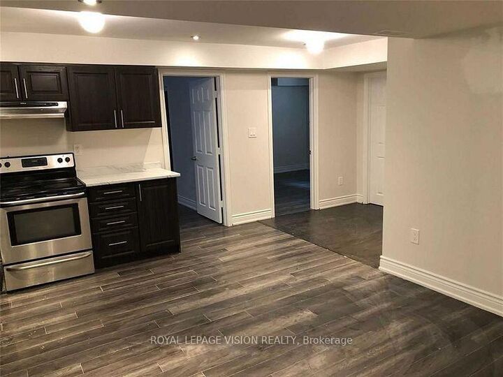 Property Photo:  110 Turquoise Crescent Lower  ON L6P 2R3 
