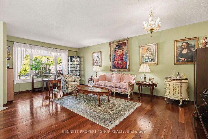 Property Photo:  369 Stoneway Drive  ON K2G 6G8 