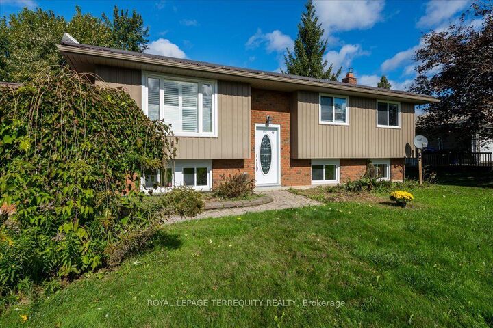 Property Photo:  1092 Old Barrie Road W  ON L0L 2L0 