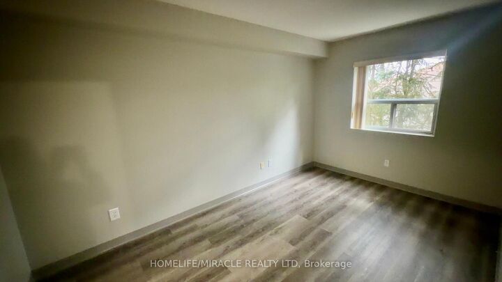 Property Photo:  736 Old Albert Street 613  ON N2L 6R4 