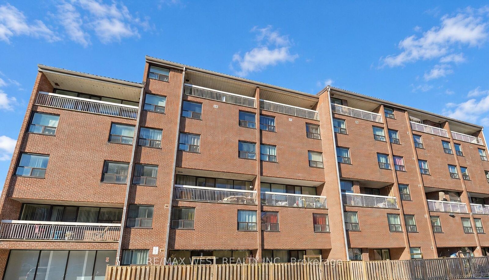 Property Photo:  4064 Lawrence Avenue E 221C  ON M1E 4V6 