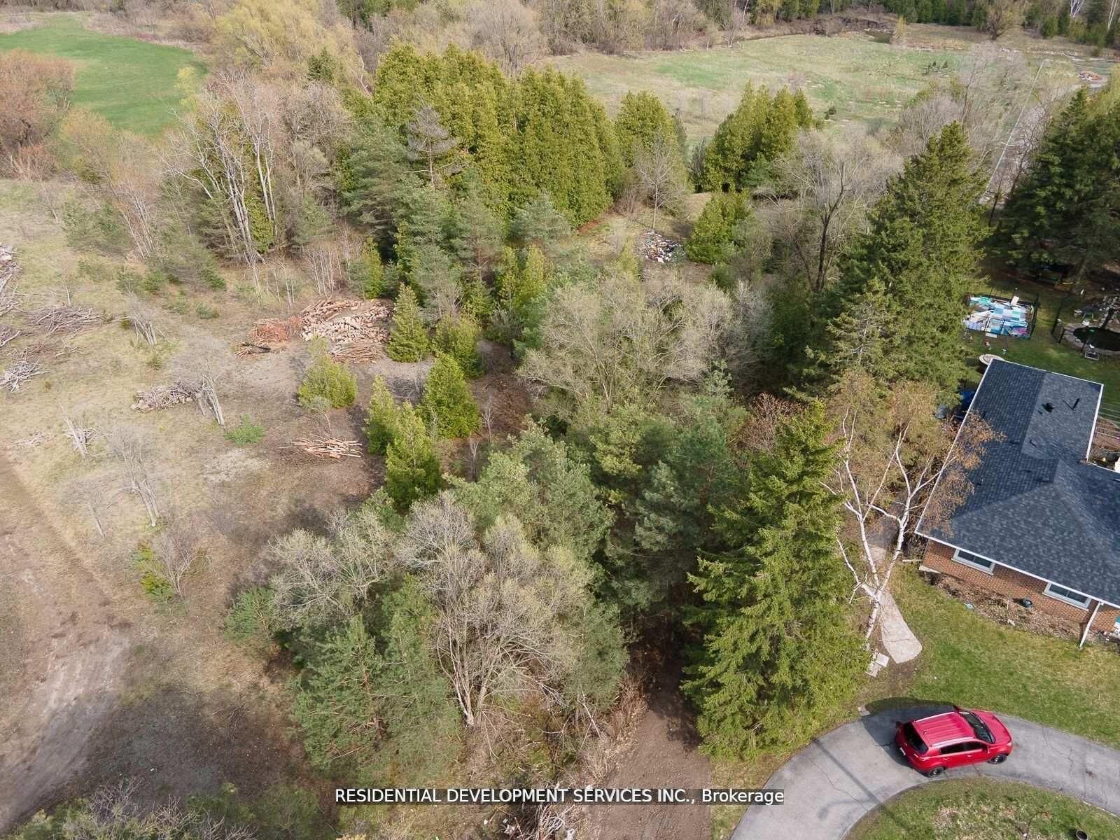 Property Photo:  23 Selleck Lane  ON L1G 3Y2 