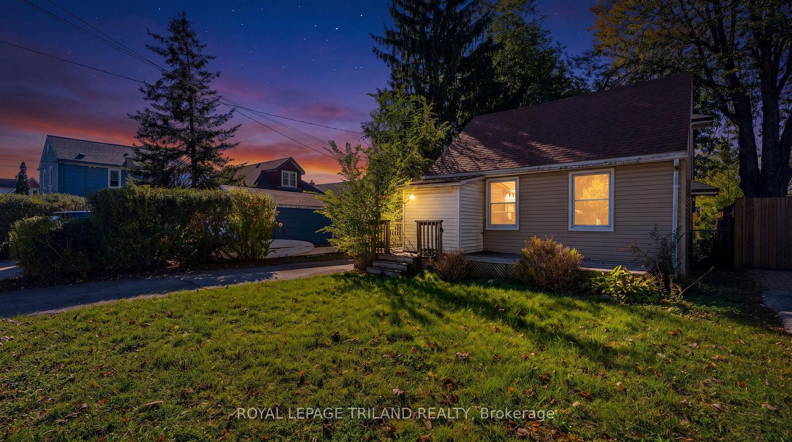 Property Photo:  7 Beverly Street  ON N6C 4R9 