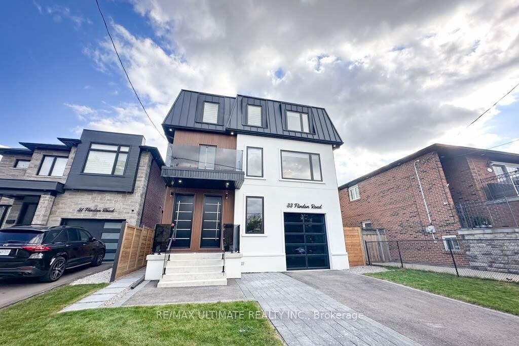 Property Photo:  33 Flindon Road  ON M6M 1J1 