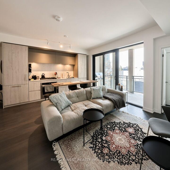 Property Photo:  1 Hillsdale Avenue W 202  ON M4S 0E5 