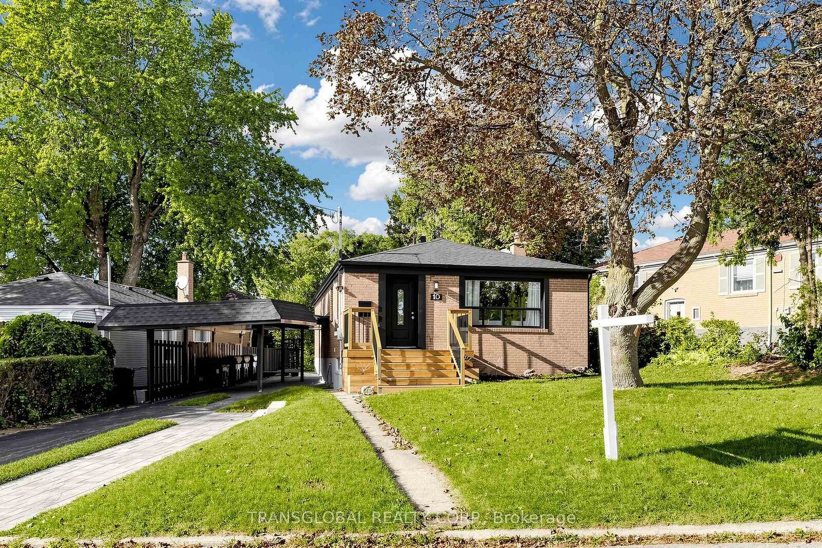 Property Photo: 10 Anticosti Drive Main ON M1J 1V5