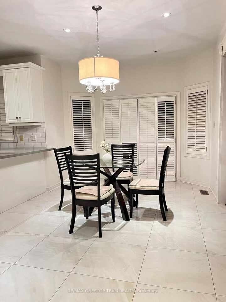 Property Photo:  140 Freemont Street  ON L4K 5H6 