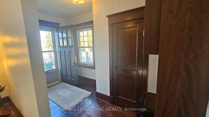 Property Photo:  301 Dufferin Street  ON L2A 2T8 