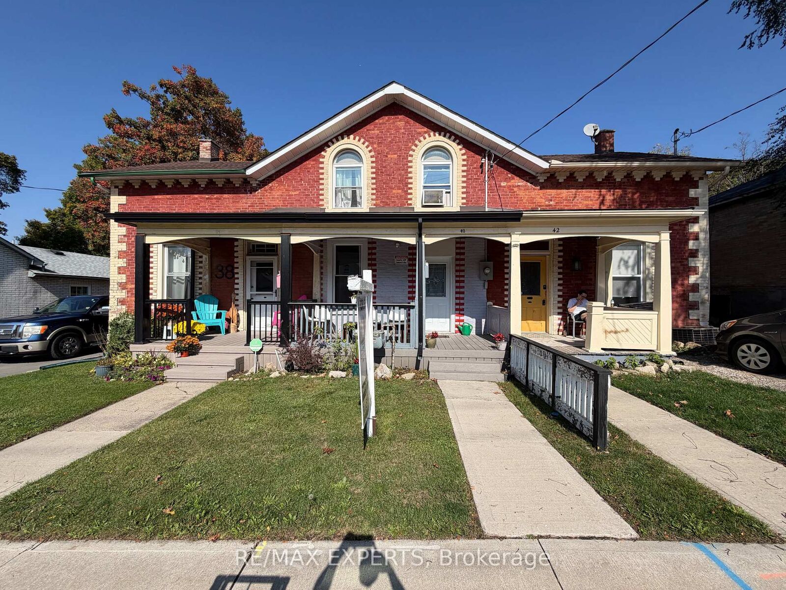 Property Photo:  40 Park Hill Road E  ON N1R 1P4 
