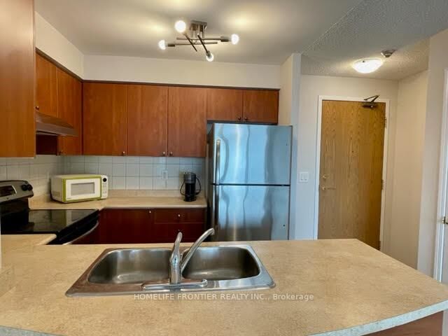 Property Photo:  5500 Yonge Street 2406  ON M2N 7L1 