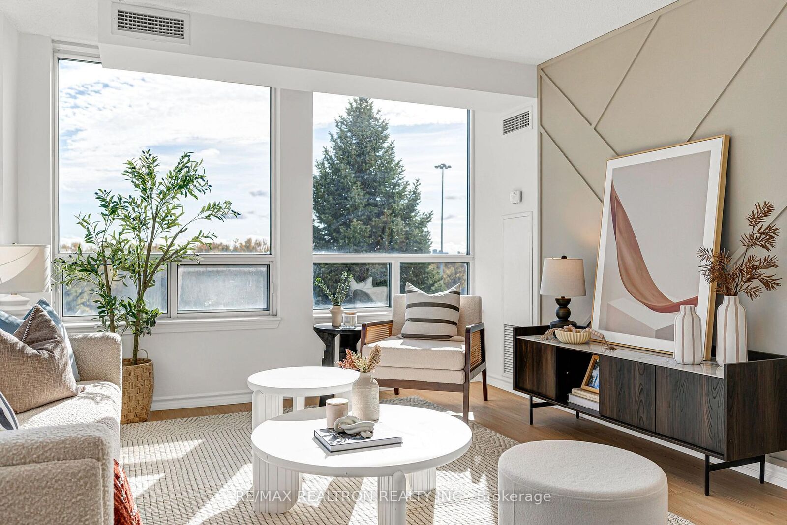 Property Photo: 1 Rean Drive 408 ON M2K 3C1
