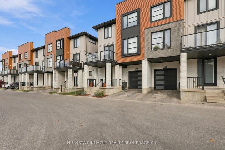 Property Photo:  960 West Village Square  ON N6H 0J7 
