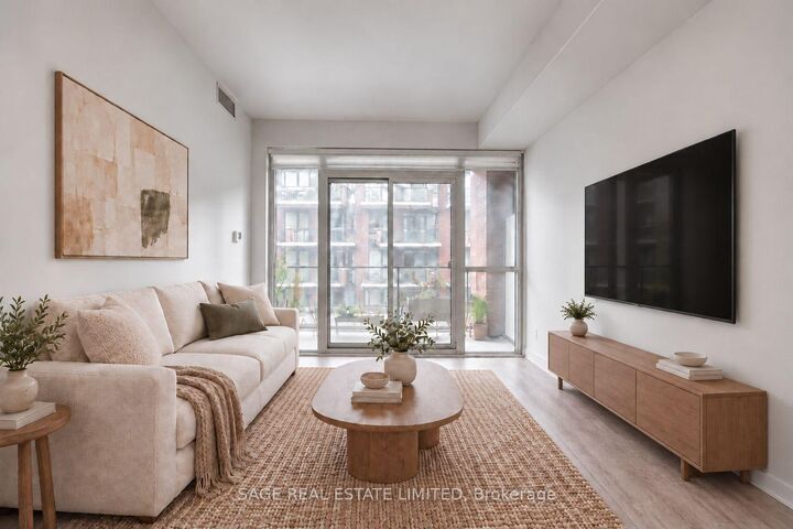 Property Photo:  50 Bruyeres Mews 519  ON M5V 0H8 