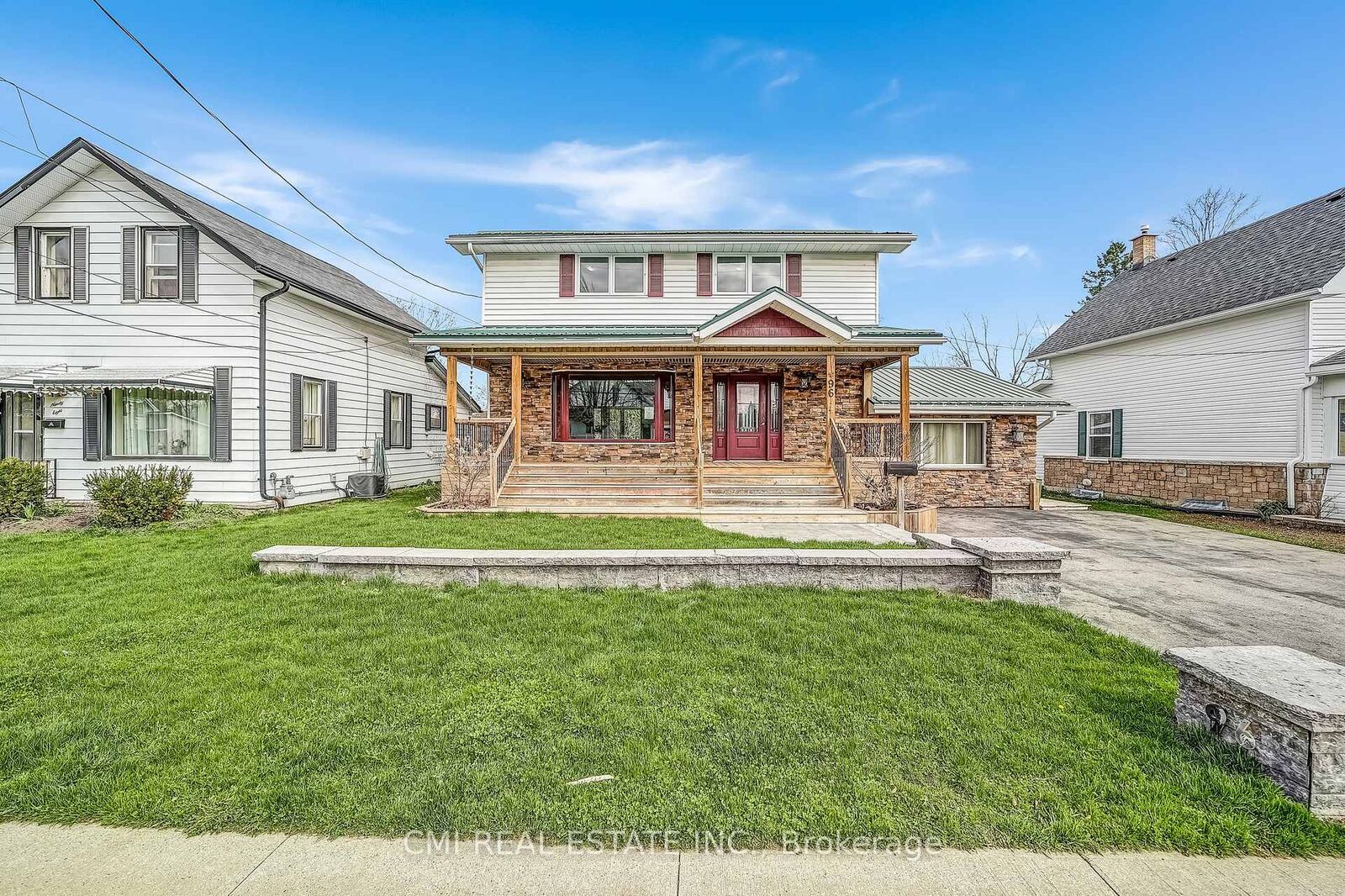 Property Photo:  96 Elgin Street  ON K9V 3W7 