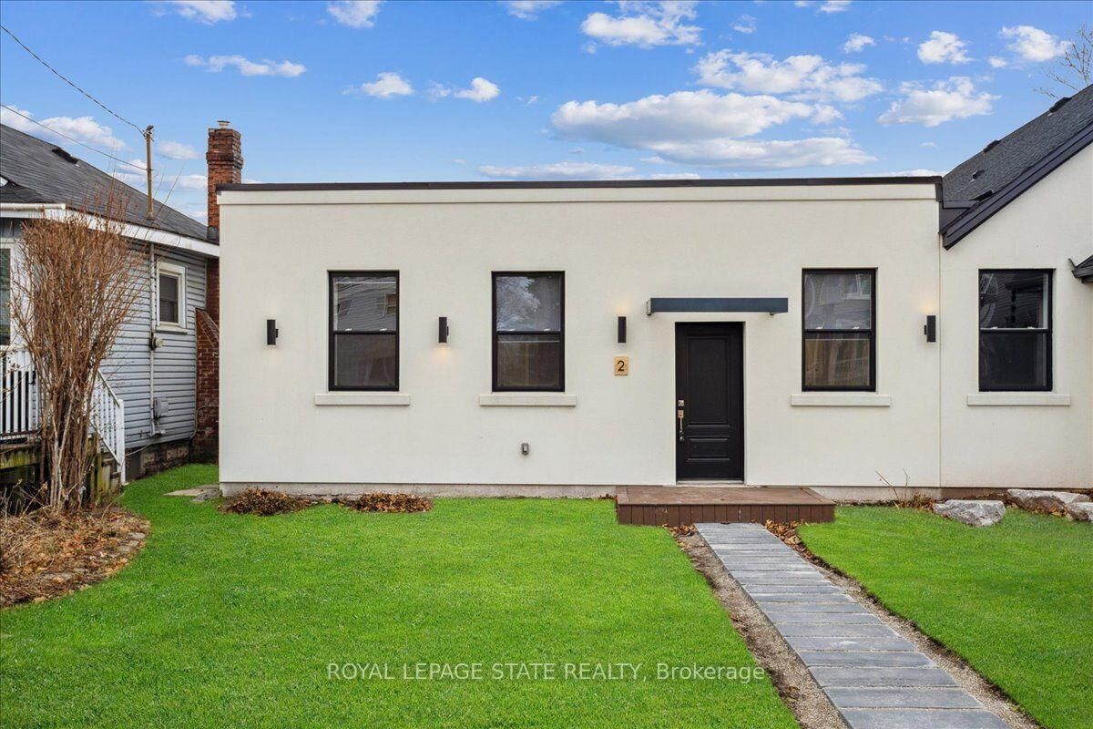 Property Photo:  800 Beach Boulevard 2  ON L8H 6Z3 