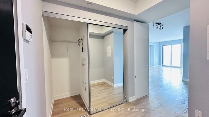 Property Photo: 501 Yonge Street 2509 ON M4Y 0G8