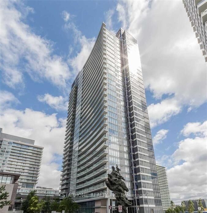 Property Photo:  121 McMahon Drive 2806  ON M2K 0C2 