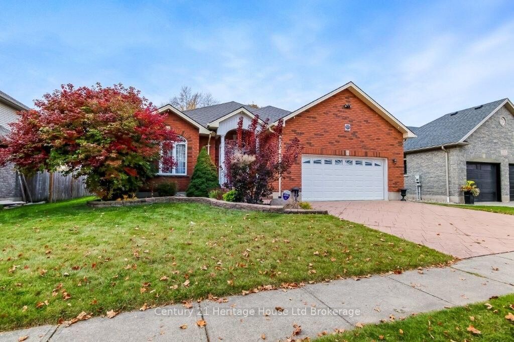 Property Photo:  519 Crestwood Court N  ON N4T 1V3 