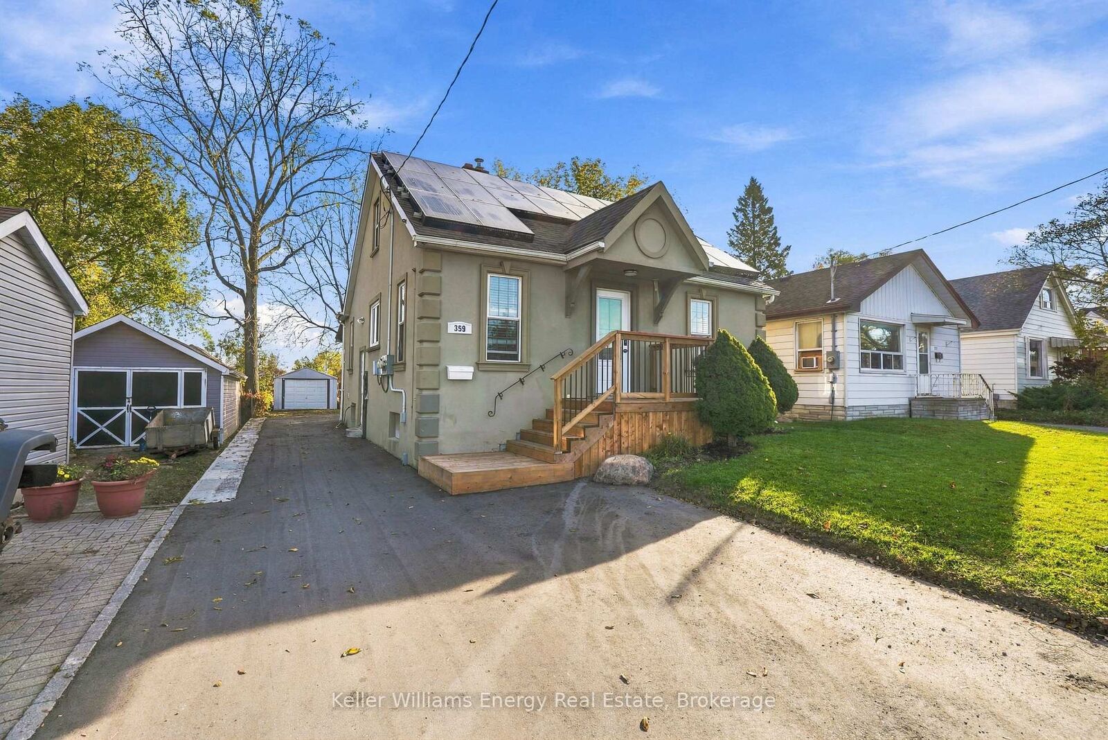 Property Photo:  359 Ritson Road N  ON L1G 5P9 