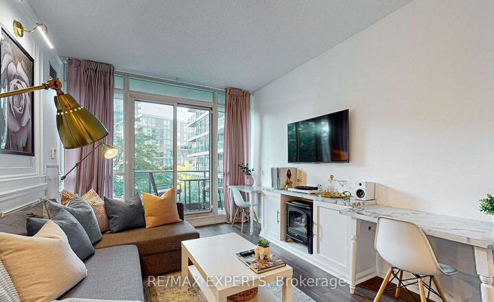 Property Photo:  209 Fort York Boulevard 355  ON M5V 4A1 