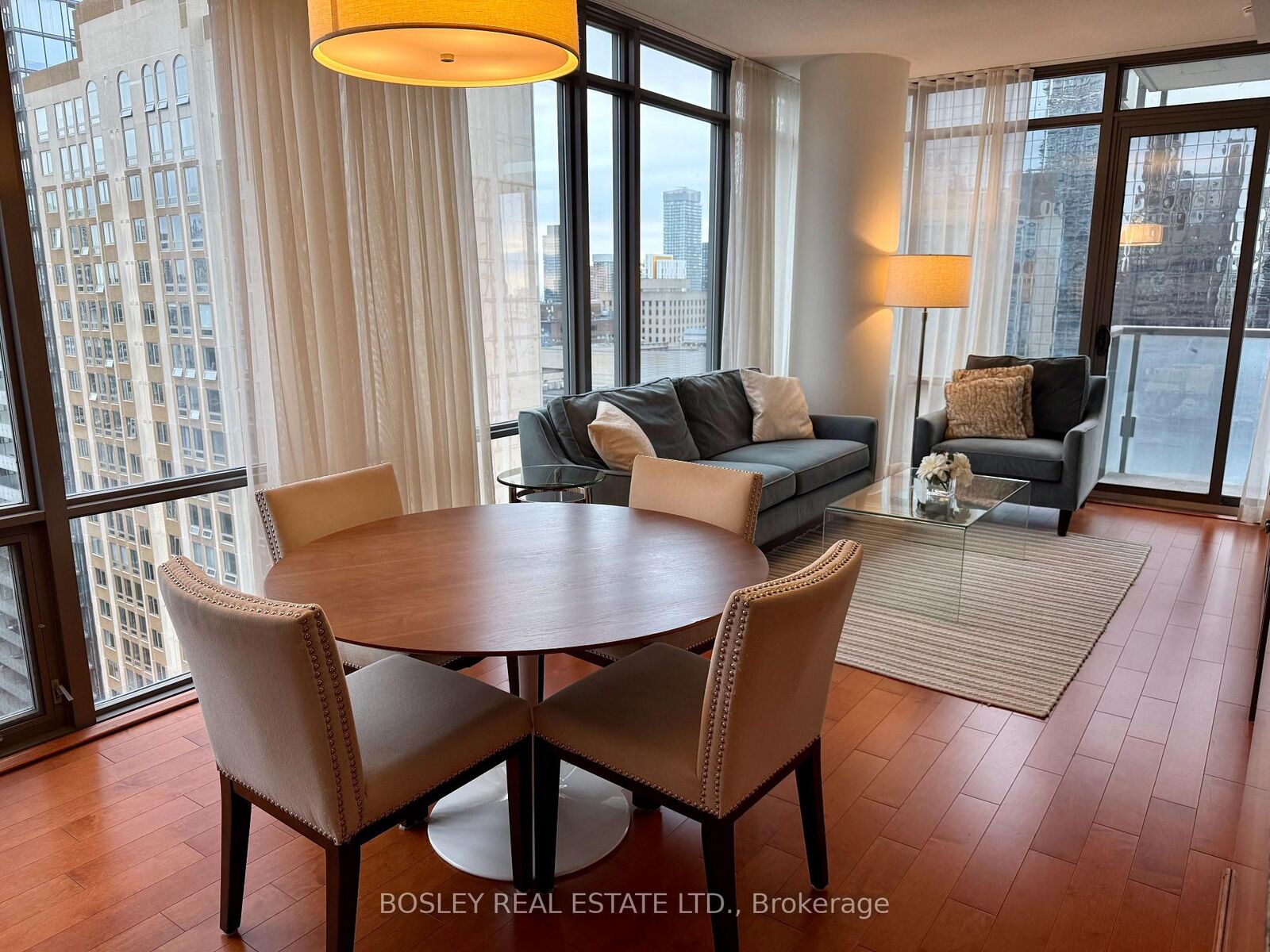 Property Photo:  38 Grenville Street 2107  ON M4Y 1A5 