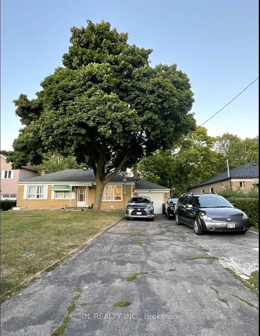 Property Photo: 73 Shilton Road Main ON M1S 2J8