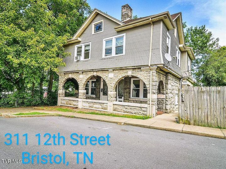 Property Photo: 311 12th Street TN 37620