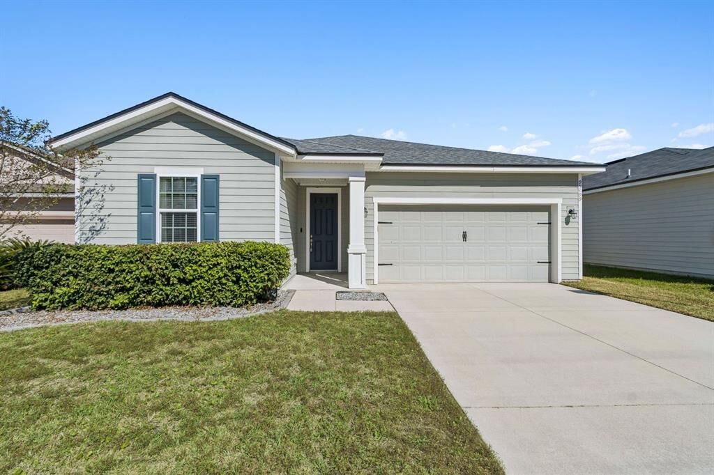 Property Photo:  95499 Hanover Court  FL 32034 