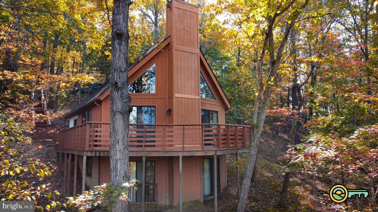 Property Photo:  309 Roberts Run  VA 22810 