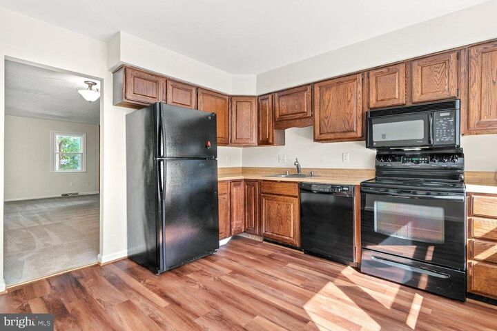 Property Photo:  22446 Greenview Court  MD 20634 