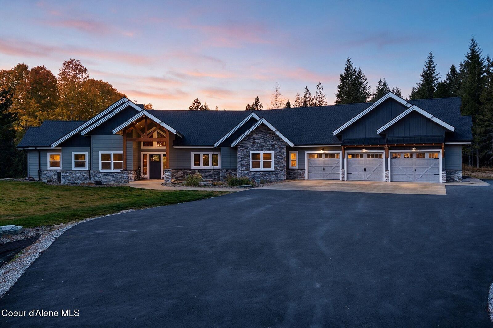Property Photo:  1708 Saddleback Dr  ID 83847 