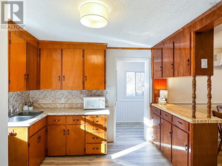 Property Photo:  359 Canaan Avenue  NS B4N 0J9 