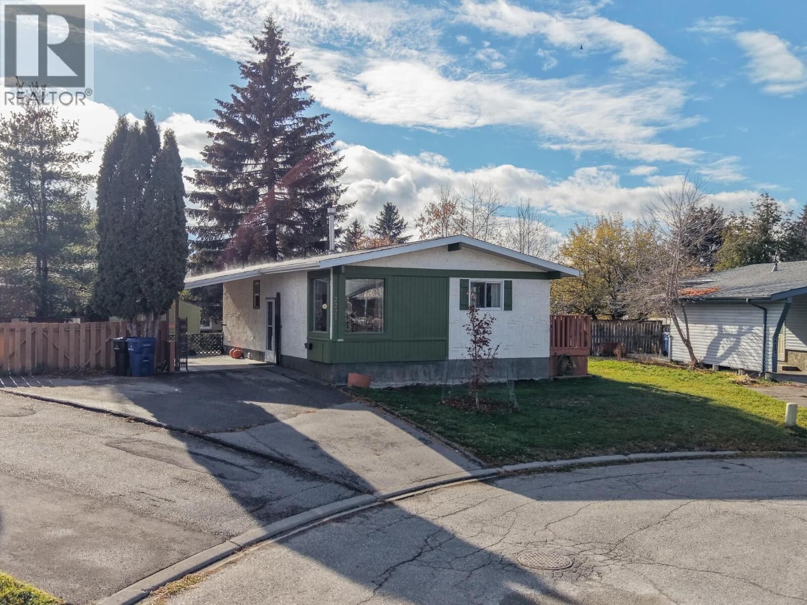 Property Photo: 2221 7th Street North BC V1C 5H7