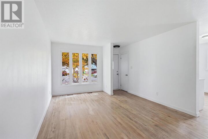 Property Photo:  12 Vera St  ON P6B 5M8 