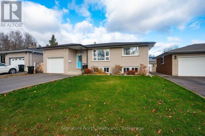 Property Photo: 210 Sequoia Drive ON P7B 5T2
