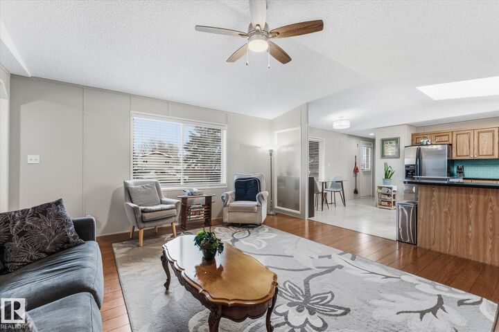 Property Photo:  690 53222 Rge Rd 272  AB T7X 3P8 