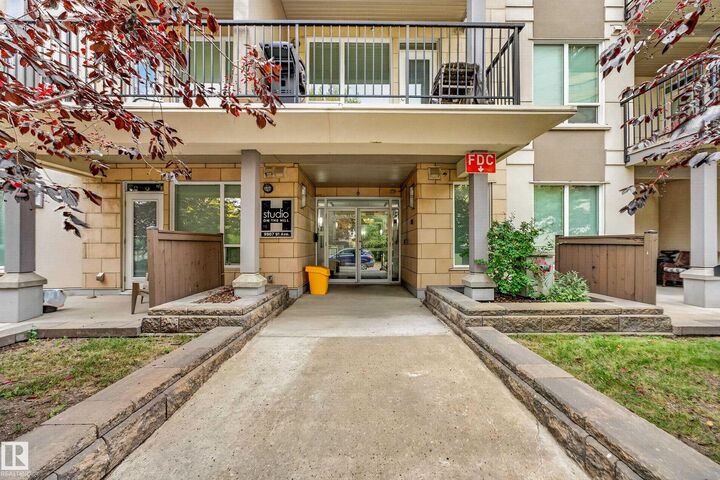 Property Photo: 9907 91 Avenue NW 408 AB T6E 2T7