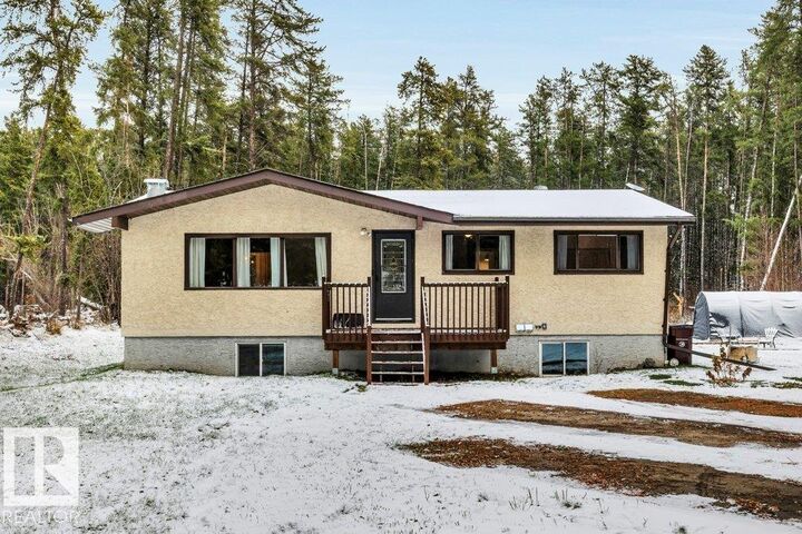 Property Photo:  29-51515 Rge Rd 32A  AB T0E 0N0 