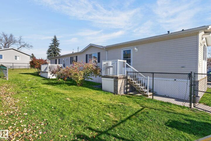 Property Photo:  #1558 53222 Range Rd 272  AB T7X 3P1 