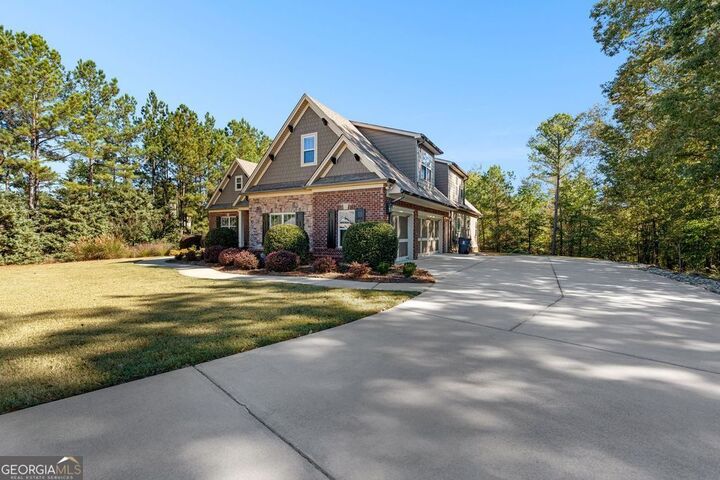 Property Photo:  417 Arbor Springs Pkwy  GA 30265 