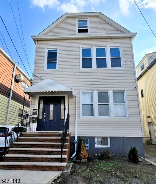 Property Photo:  157 Van Riper Ave 2  NJ 07011 