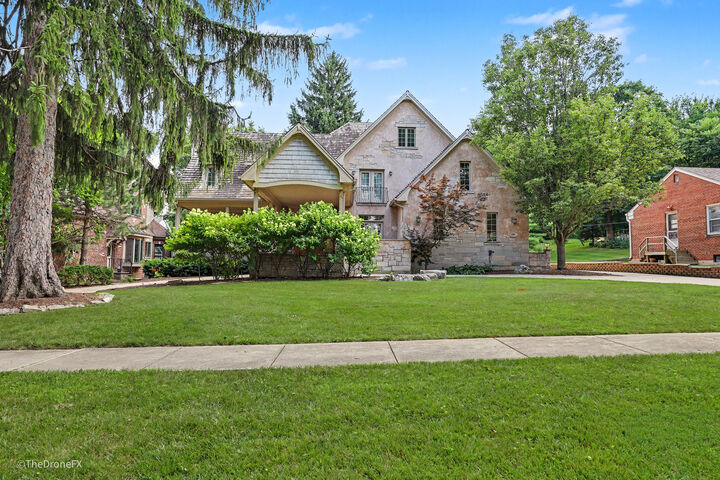 Property Photo: 130 Fuller Road IL 60521