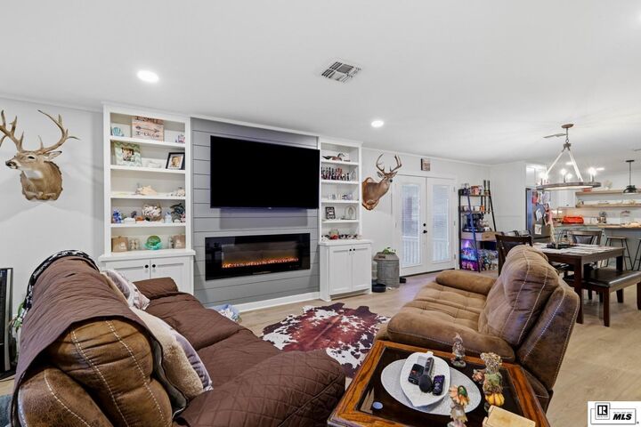 Property Photo:  137 Donna Drive  LA 71241 