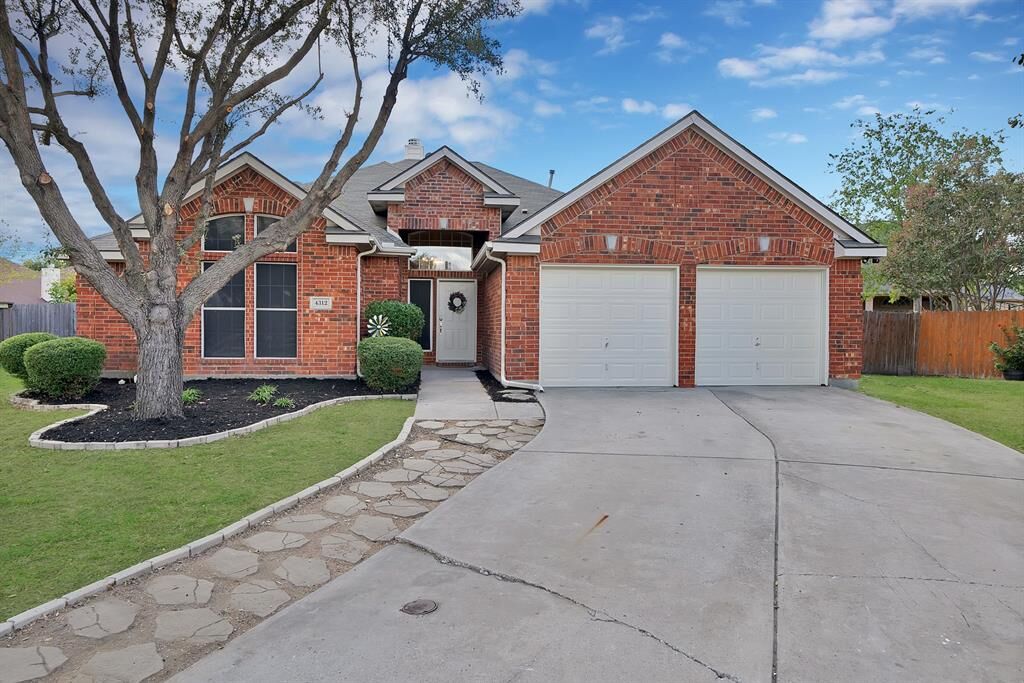 Property Photo:  4312 Still Meadow Court  TX 75052 