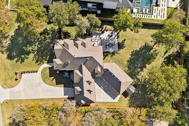 Property Photo:  2733 Guilford Lane  OK 73120 