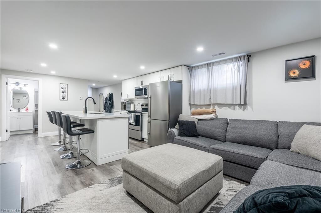 Property Photo: 242 West 17th Street Lower ON L9C 4G2