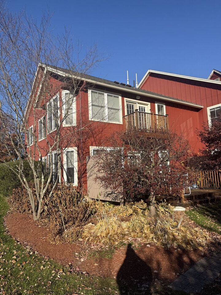 Property Photo:  24 Myers Farm Ln 24  MA 01301 